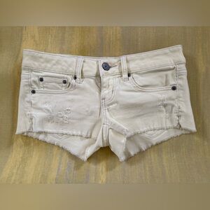 American Eagle PaleYellow Women's Shorts